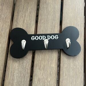 Good dog key or leash holder